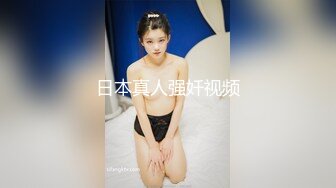 双胞胎姐妹花全程露脸浴室洗澡大秀直播 全程露脸姐妹两长的真一样，跟狼友互动聊天揉奶摸逼性感展示真刺激