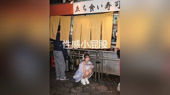 调教风骚大奶子女友，颜值高又很骚各种口交大鸡巴舔弄，揉着骚奶子爆草抽插