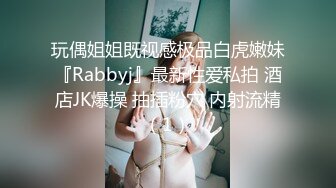 美女高潮忘情享受 (1)