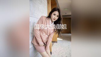 TWTP 游乐场女厕全景偷拍几个撅着屁股嘘嘘的高颜值美女 (1)