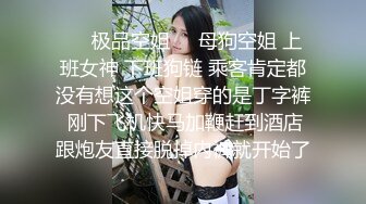 超多狼友寻求的网红美女『RiaKu』棒棒糖与大鸡巴 极品蓝发萝首次猛男群P乱操