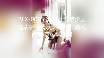 -丰满肥臀少妇蜜汁骚劲 一套白色内衣尽显骚性 春色满园的浪叫